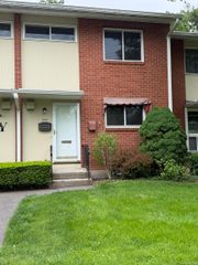 240 Centerbrook Road 240, Hamden, CT 06518