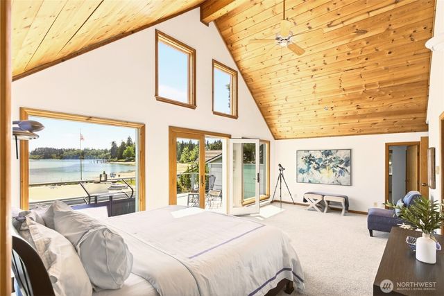 10567 NE West Kingston Road, Kingston, WA 98346