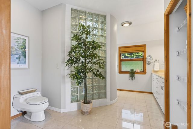 10567 NE West Kingston Road, Kingston, WA 98346
