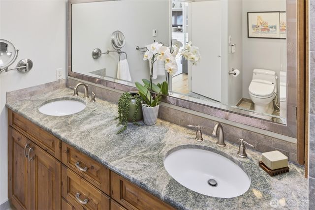 10567 NE West Kingston Road, Kingston, WA 98346