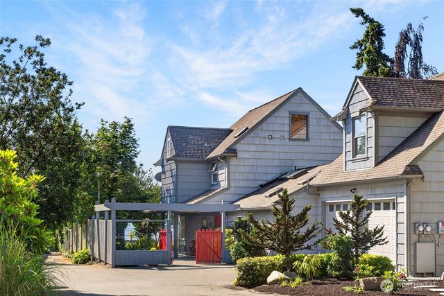10567 NE West Kingston Road, Kingston, WA 98346