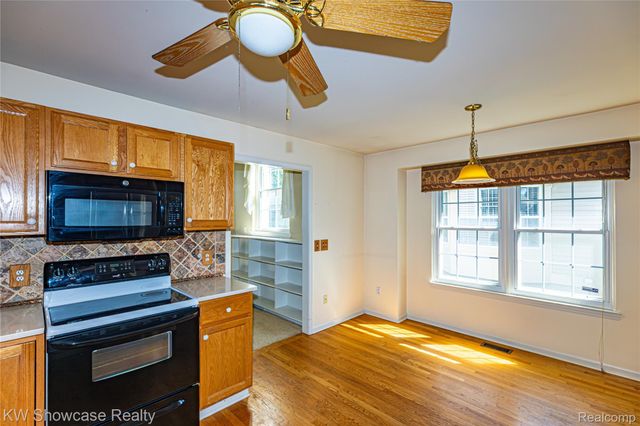 5373 Forest Ridge Drive, Independence Charter Township, MI 48346