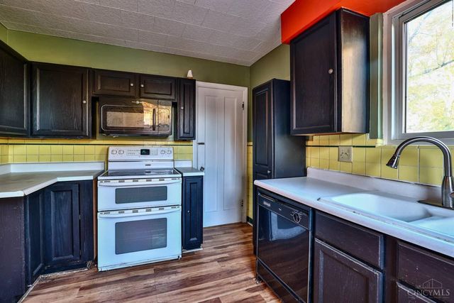 6411 Stover Avenue, Cincinnati, OH 45237