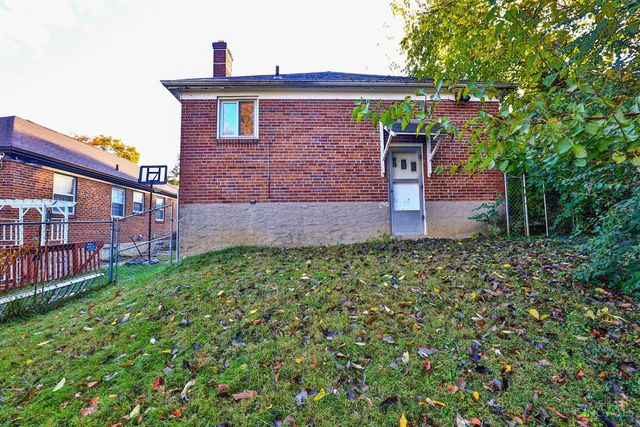 6411 Stover Avenue, Cincinnati, OH 45237