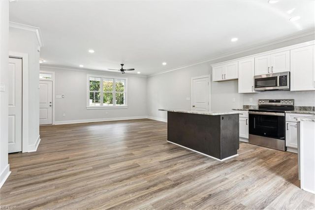 208 Skimino RD, Williamsburg, VA 23188
