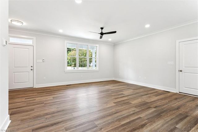 208 Skimino RD, Williamsburg, VA 23188
