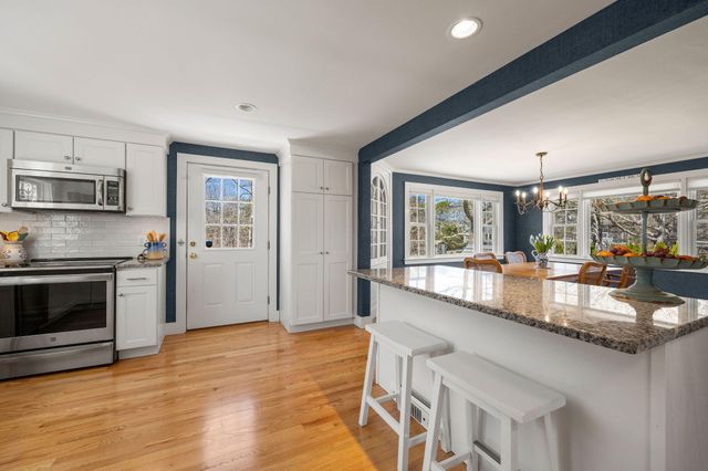 58 Stepping Stones Road, Chatham, MA 02633