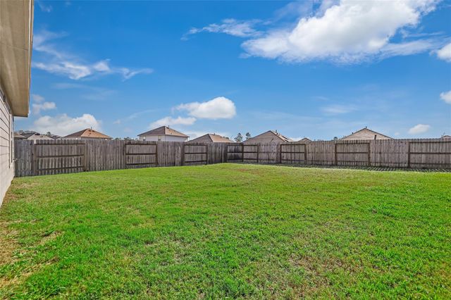 5858 Rosehill Forest Lane, Porter, TX 77365