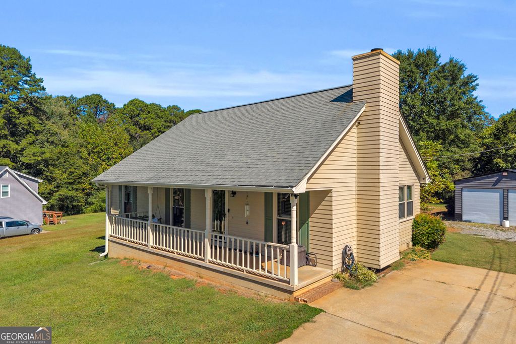 64 White Valley Drive, Toccoa, GA 30577 — photo 2
