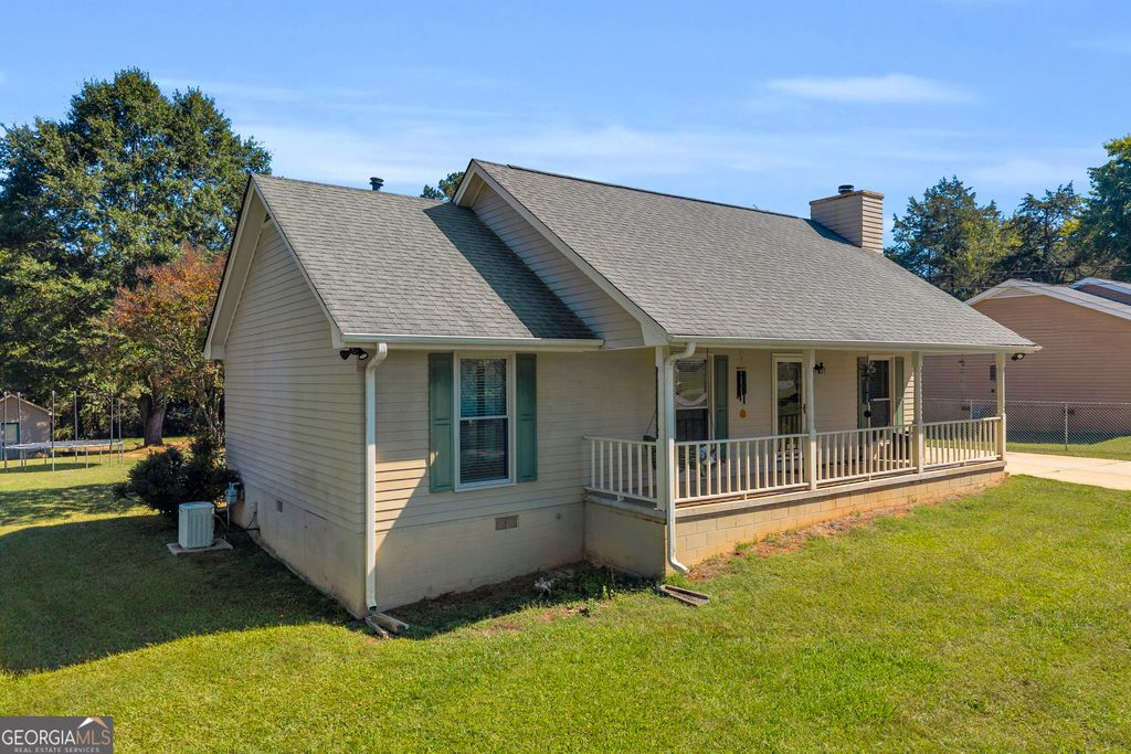 64 White Valley Drive, Toccoa, GA 30577 — photo 3