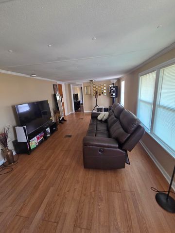 245 Acme Street, Eutawville, SC 29048