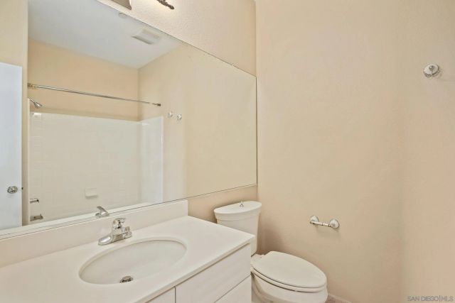 10766 Sabre Hill Dr 258, San Diego, CA 92128