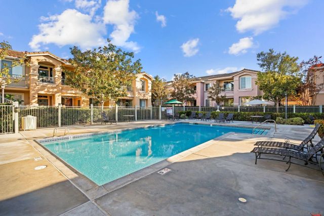 10766 Sabre Hill Dr 258, San Diego, CA 92128