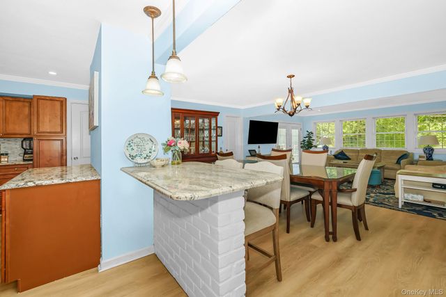 87 Tardy Lane N, Wantagh, NY 11793
