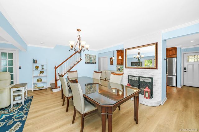 87 Tardy Lane N, Wantagh, NY 11793