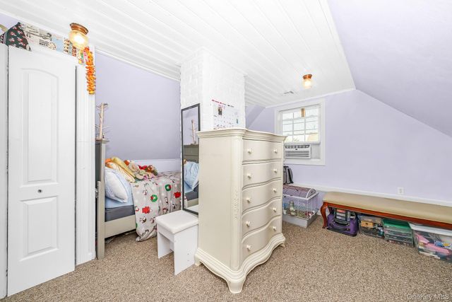 87 Tardy Lane N, Wantagh, NY 11793