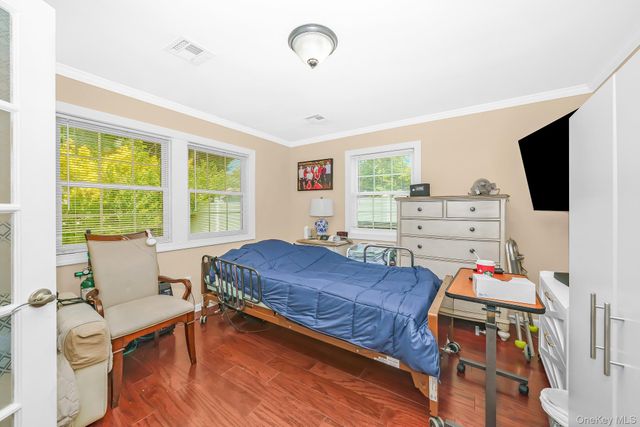 87 Tardy Lane N, Wantagh, NY 11793