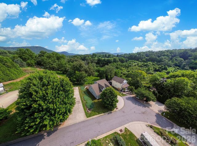 50 Ridgeland Lane, Asheville, NC 28805