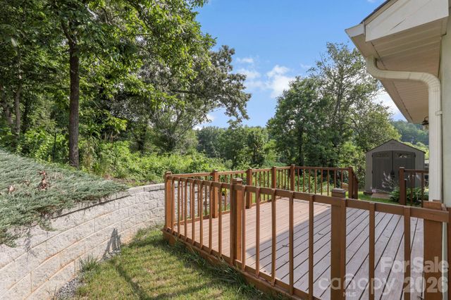 50 Ridgeland Lane, Asheville, NC 28805