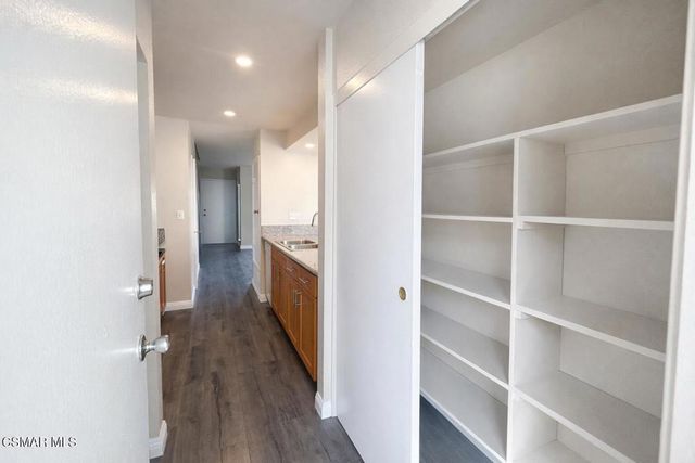 28825 Conejo View Drive, Agoura Hills, CA 91301