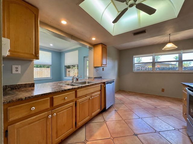 1785 NW 39TH Place, Oakland Park, FL 33309