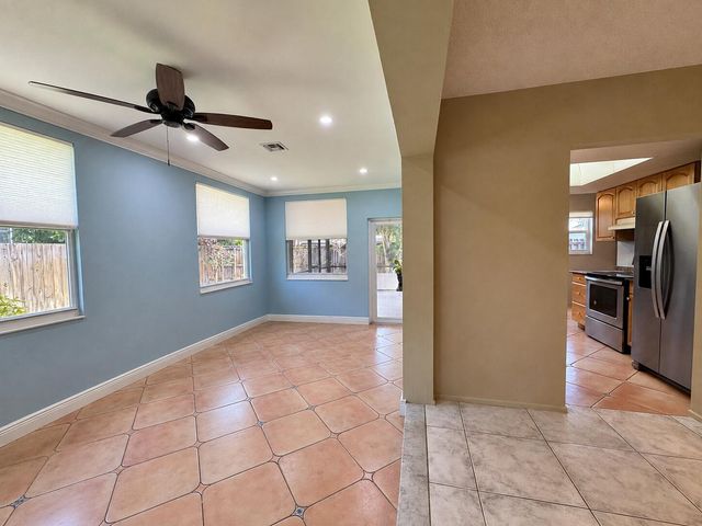 1785 NW 39TH Place, Oakland Park, FL 33309
