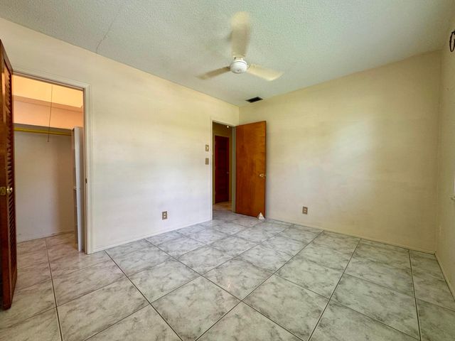 1785 NW 39TH Place, Oakland Park, FL 33309
