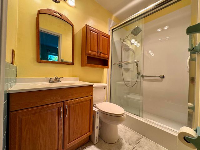 1785 NW 39TH Place, Oakland Park, FL 33309