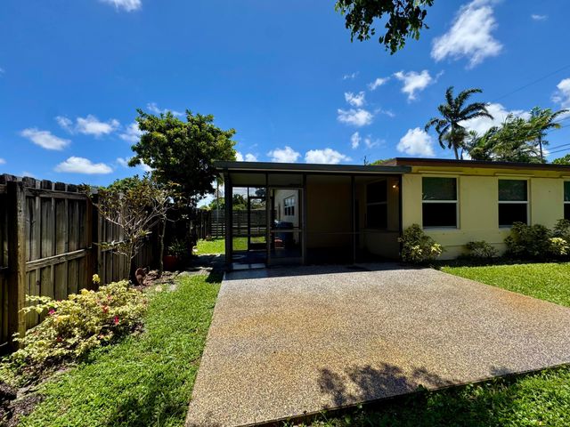 1785 NW 39TH Place, Oakland Park, FL 33309