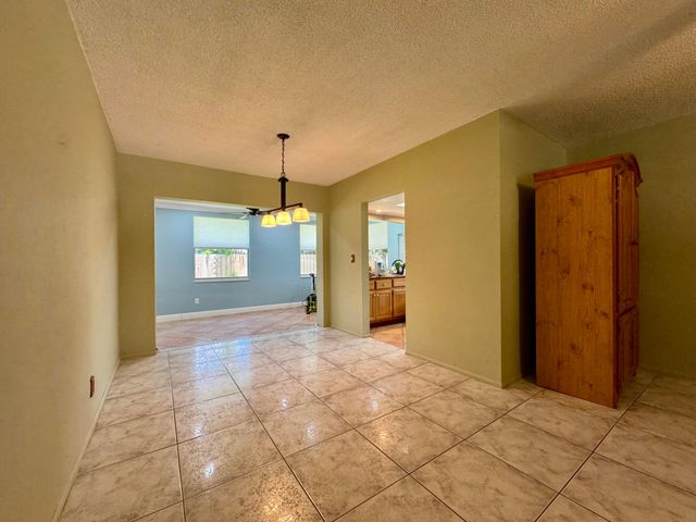 1785 NW 39TH Place, Oakland Park, FL 33309