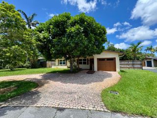 1785 NW 39TH Place, Oakland Park, FL 33309