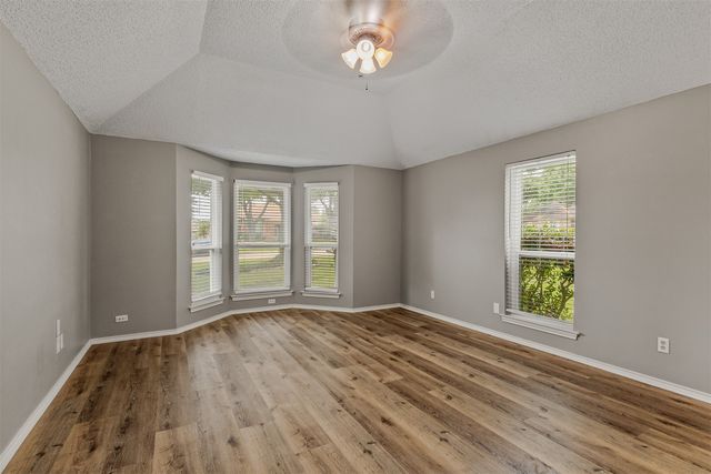 2513 Ridge Oak Court, Garland, TX 75044