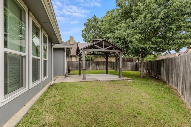 2513 Ridge Oak Court, Garland, TX 75044