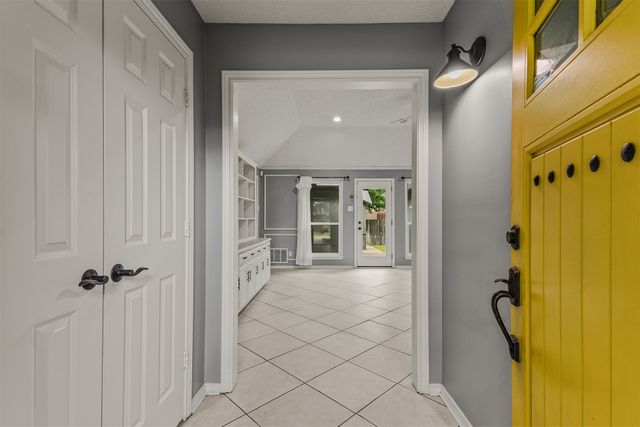 2513 Ridge Oak Court, Garland, TX 75044
