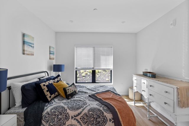 12 Congress Street 208, Beverly, MA 01915