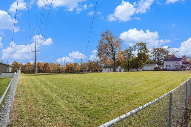 810 S Constantine Street, Three Rivers City, MI 49093