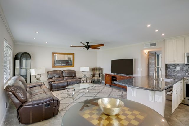 510 Flanders K, Delray Beach, FL 33484