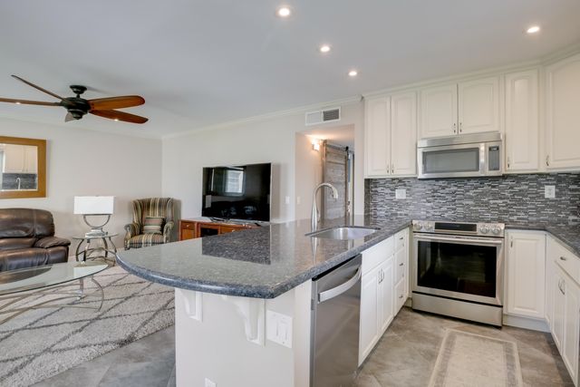 510 Flanders K, Delray Beach, FL 33484