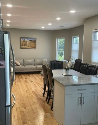 296 Summit Ave 3, Boston, MA 02135
