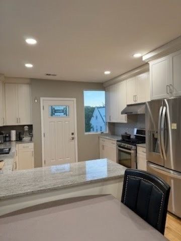 296 Summit Ave 3, Boston, MA 02135