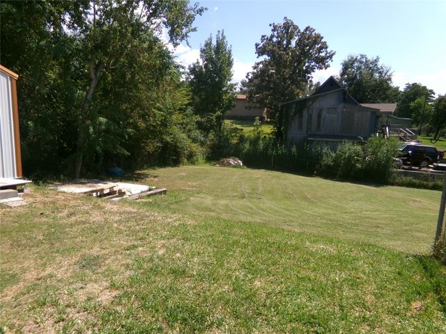 297 Mulberry Cove, Onalaska, TX 77360