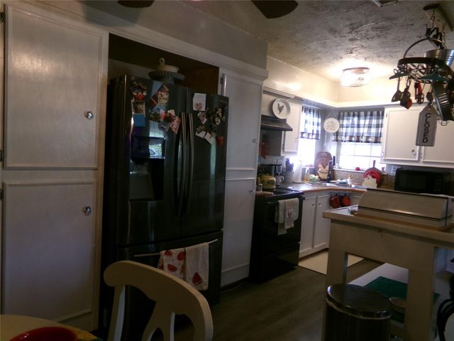 297 Mulberry Cove, Onalaska, TX 77360