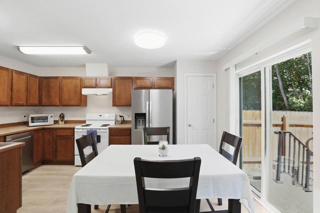 13405 E Sprague A-103 Ave, Spokane Valley, WA 99216