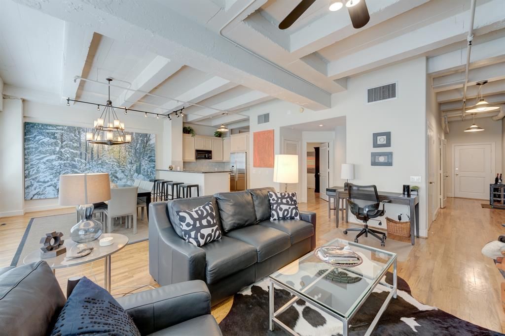 1120 Texas Street 5D, Houston, TX 77002
