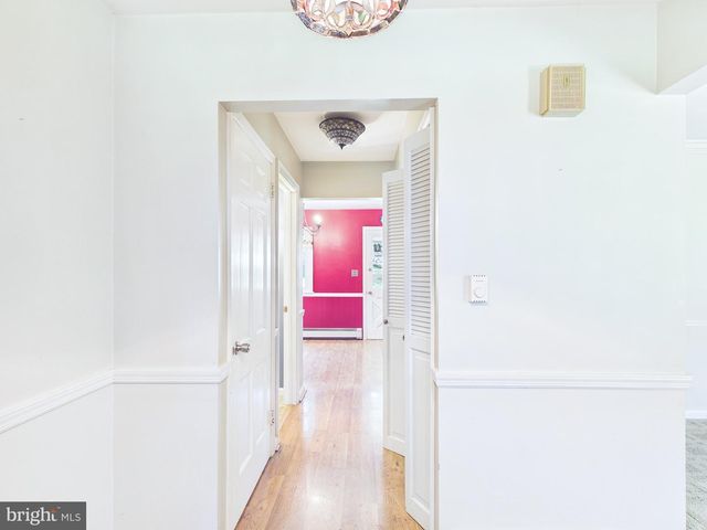 372 BURNT HOUSE RD, Carlisle, PA 17015