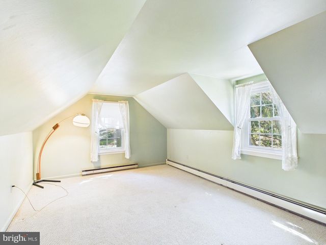 372 BURNT HOUSE RD, Carlisle, PA 17015