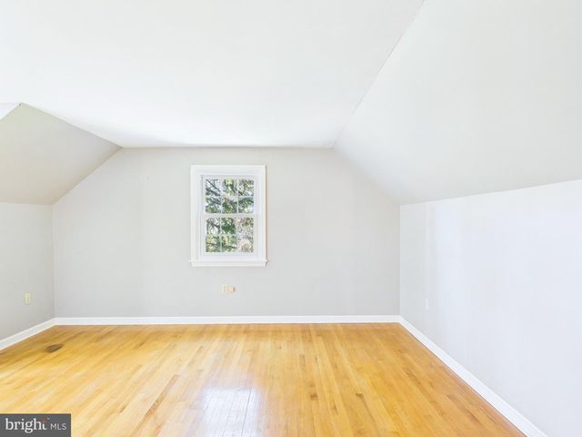 372 BURNT HOUSE RD, Carlisle, PA 17015