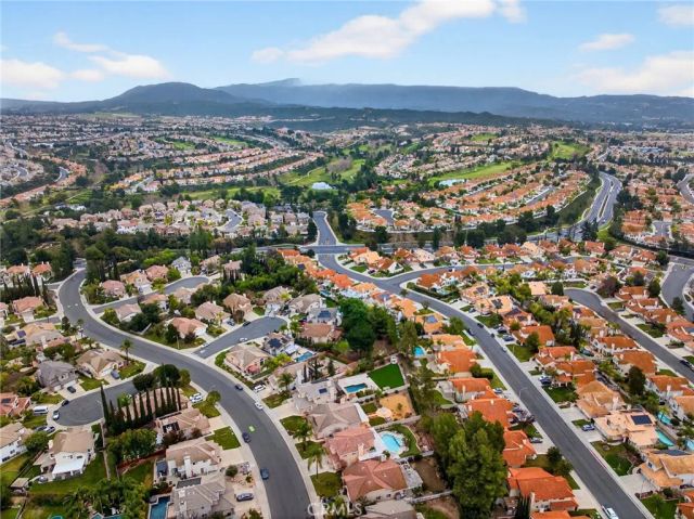 32105 Via Cordoba, Temecula, CA 92592