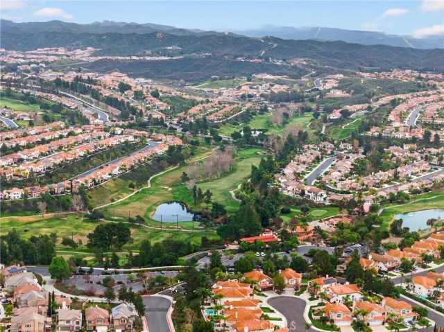 32105 Via Cordoba, Temecula, CA 92592