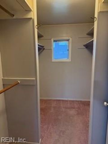 1820 Hartford DR, Norfolk, VA 23518